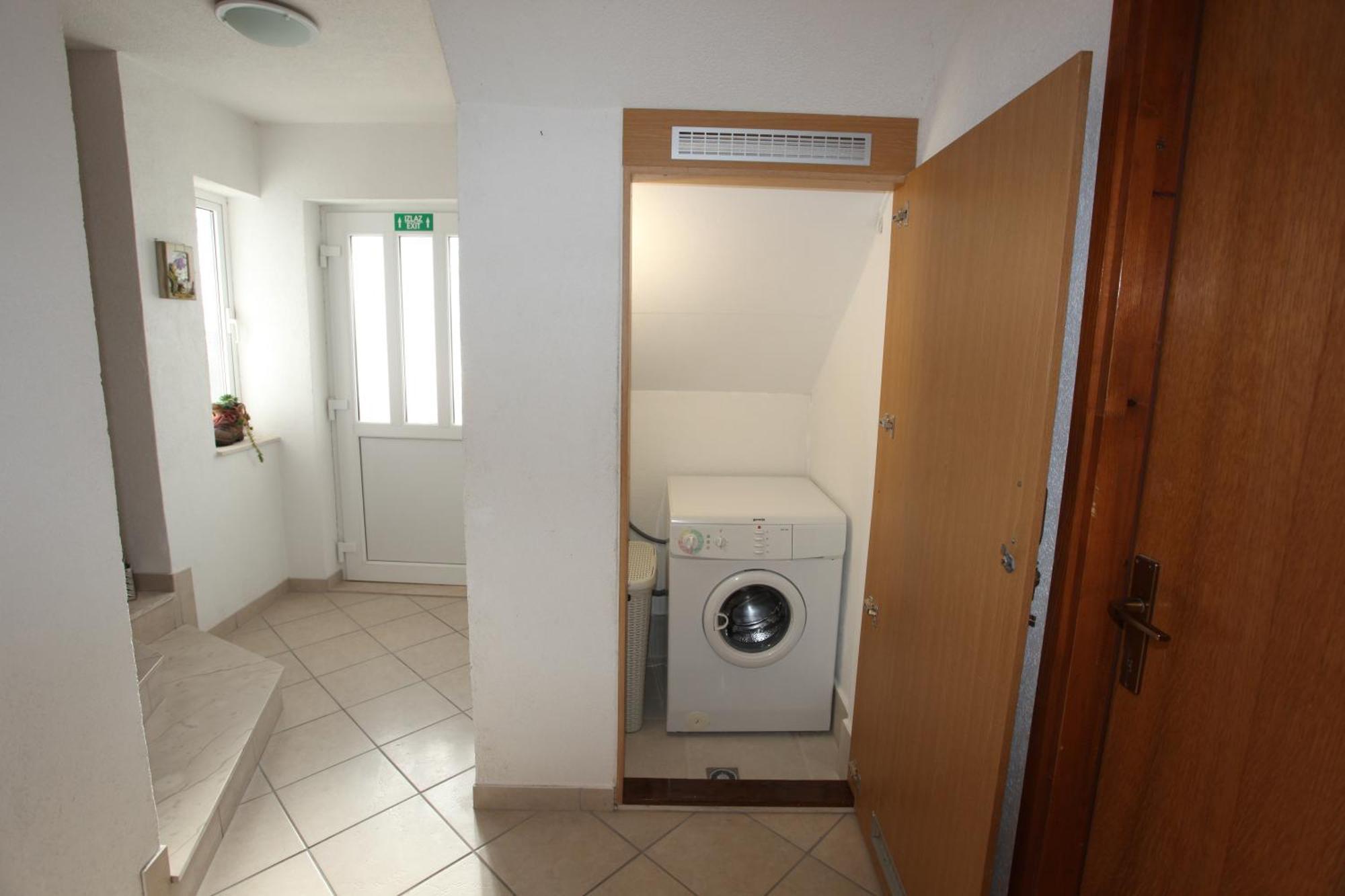 Apartments Rustica Makarska Exterior foto